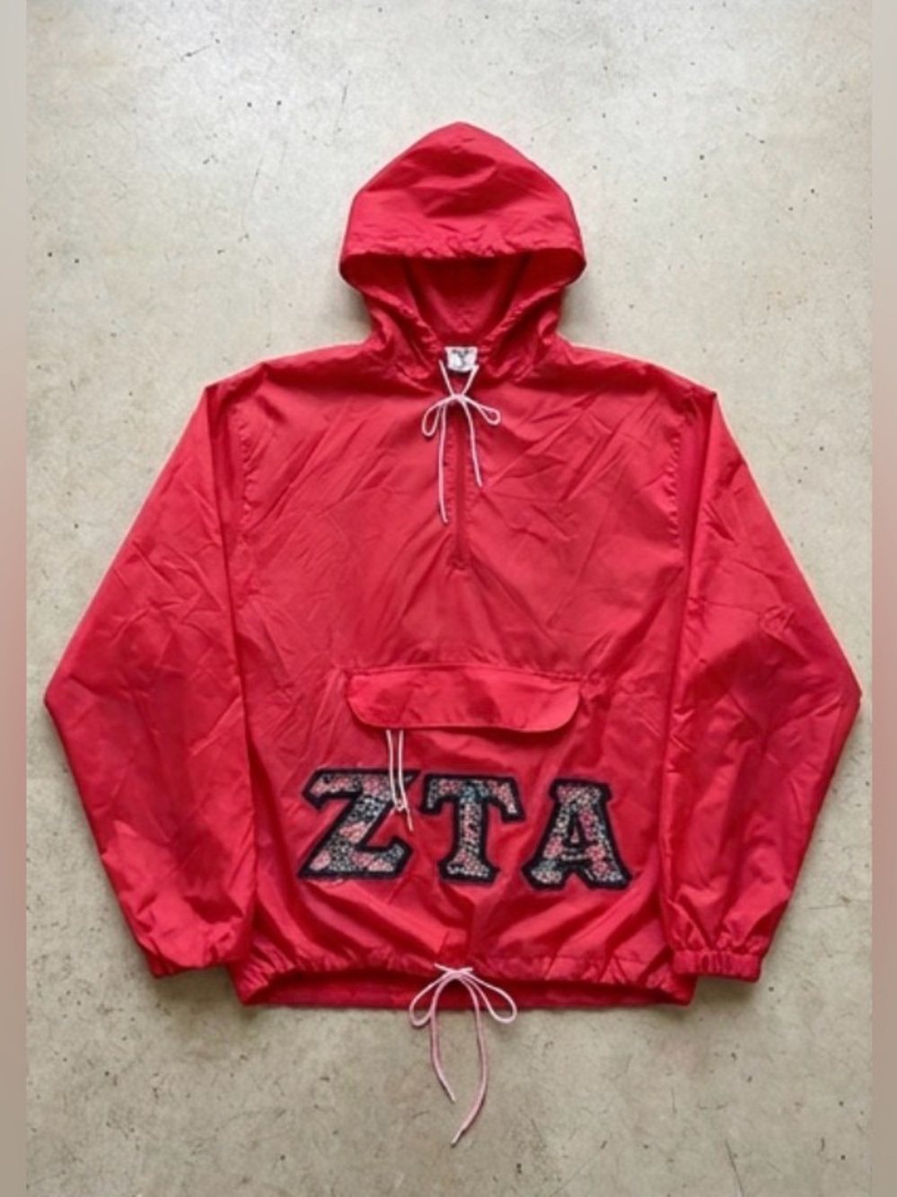 Vintage ZTA Hooded Windbreaker. Red. XL.